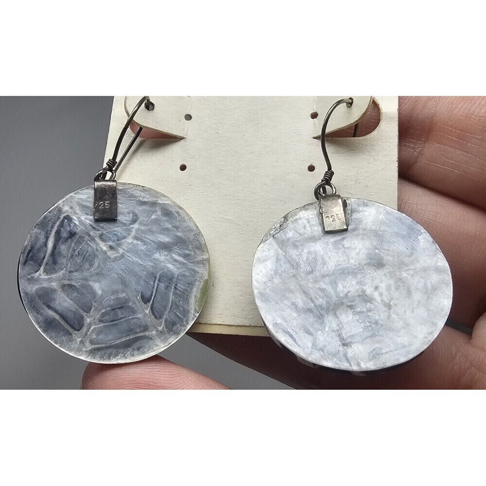 Kenneth Cole Silver Spider Web Design Black Coral Shell Dangle Earrings NEW - Picture 4 of 9